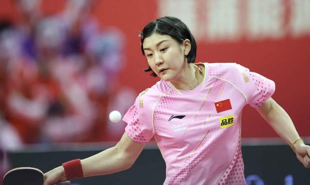 通过场内广 通过场内广